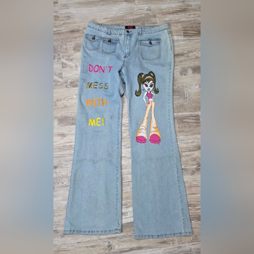 Y2K Womens Vintage "Don't Mess With Me!" Bratz Flare Platinum Plush Plus Size 23